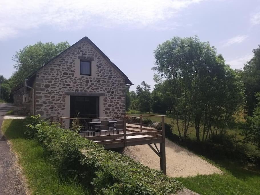 Gite Confortable A La Campagne Bort-les-Orgues Exterior photo